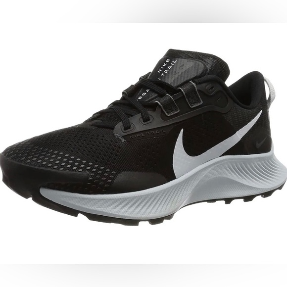 Size 6- Nike Pegasus Trail 3 Black Pure Platinum Brand new - Picture 1 of 2